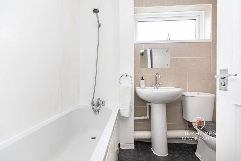 Additional image 16 of Viscount Walk, Bournemouth, BH11