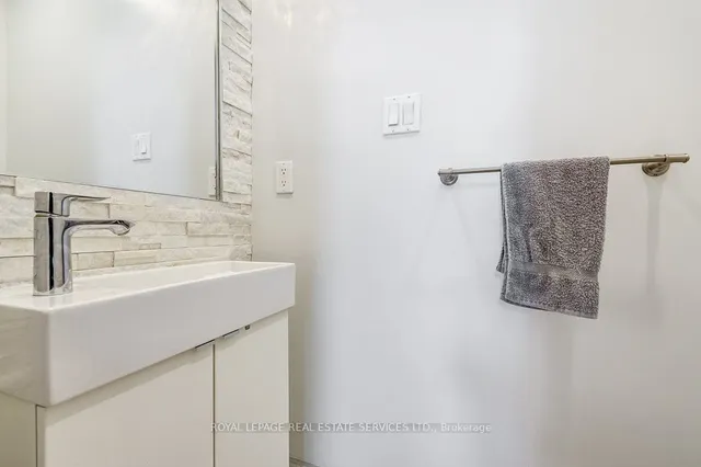 Additional image 15 of 17 Clockwork Lane