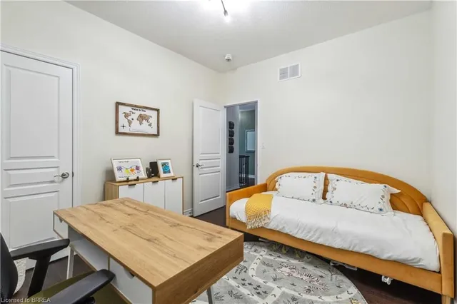 Additional image 22 of 218 Bellagio Ave