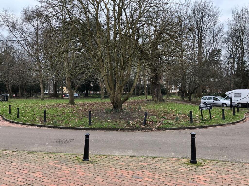 Additional image 3 of Flat 5, 14 Park Crescent, Worthing, West Sussex, BN11 4AH