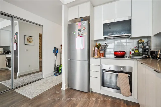 Additional image 19 of 2489 Taunton Rd Unit 1316