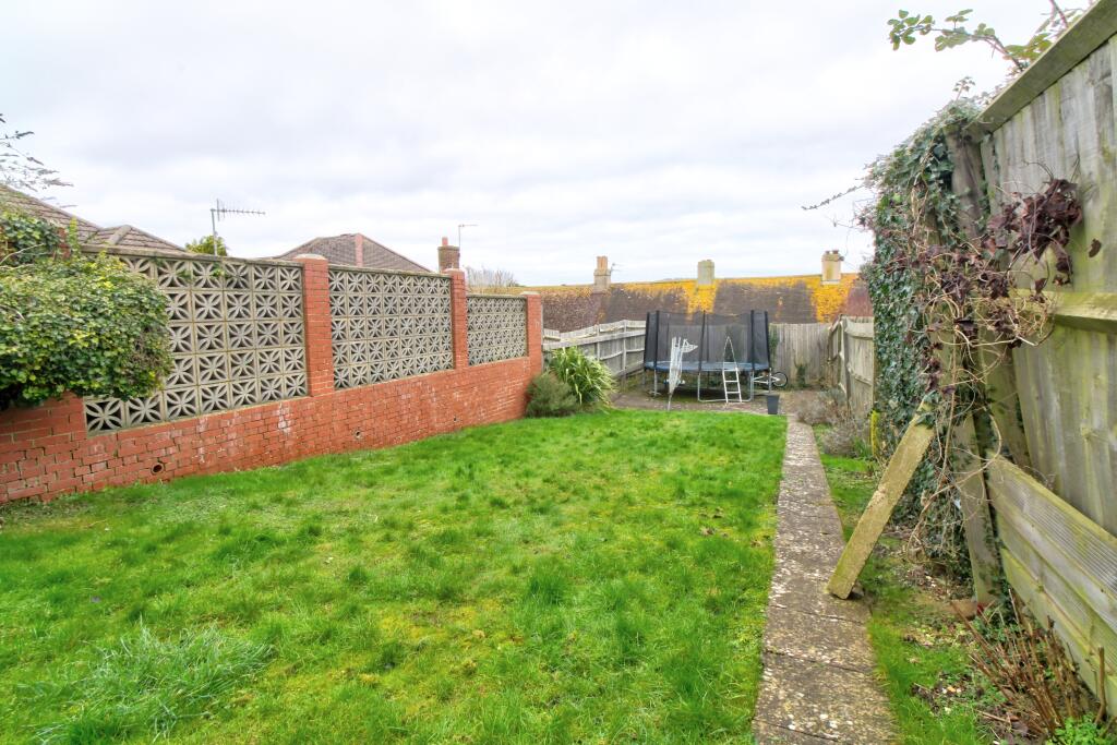 Additional image 21 of Fairway Crescent, Brighton, BN41