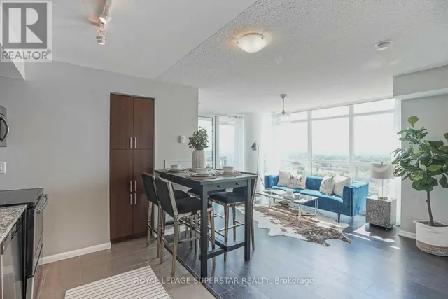 Additional image 6 of 830 Lawrence Ave Unit 1611