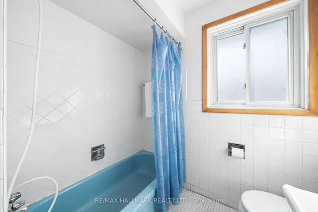 Additional image 18 of 37 Madawaska Ave