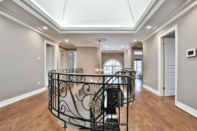 Additional image 32 of 243 Dunview Ave