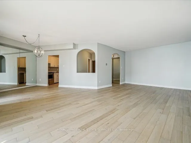 Additional image 16 of 5250 Lakeshore Rd Unit 708