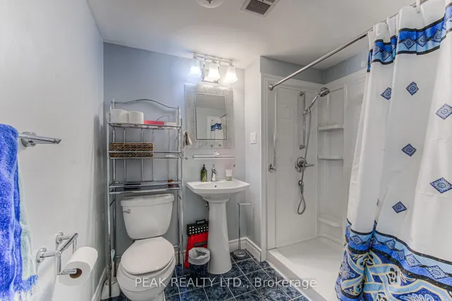 Additional image 26 of 93 Uxbridge Cres