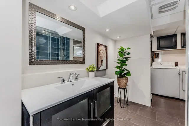 Additional image 30 of 768 Wesley St