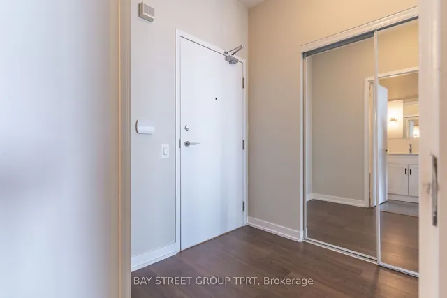 Additional image 16 of 33 Singer Crt Unit 2703