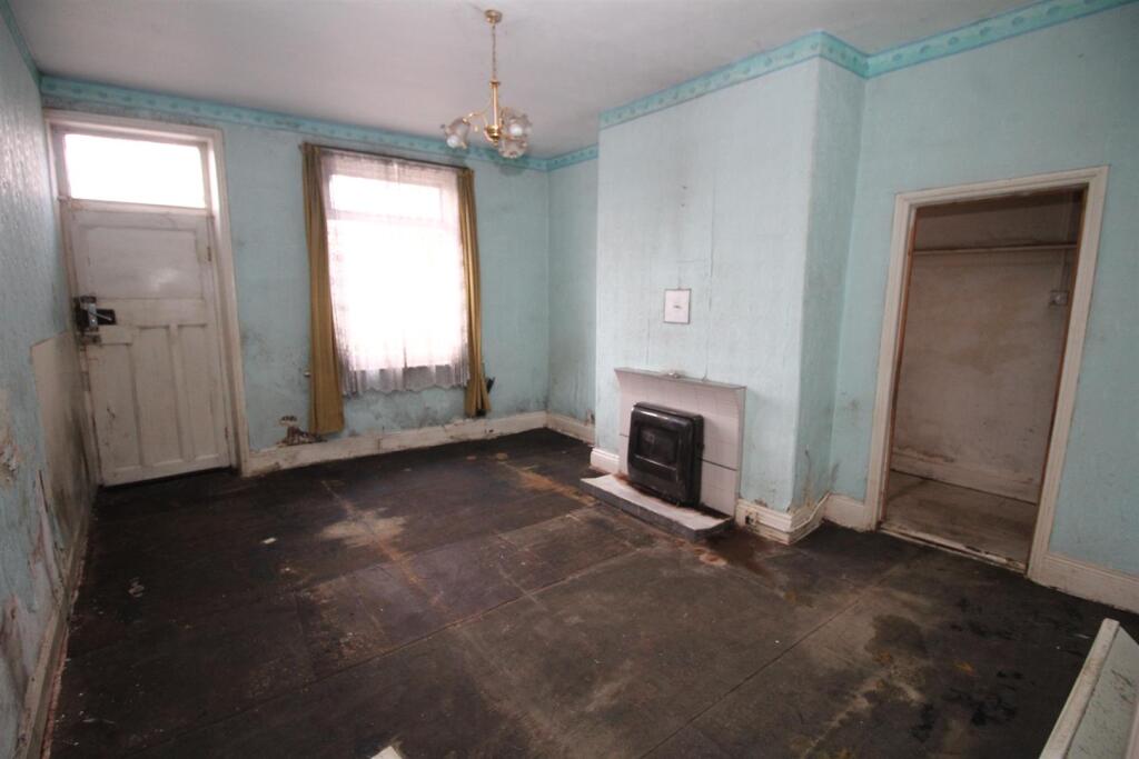 Additional image 5 of Sydenham Place, Bradford, BD3 0LA