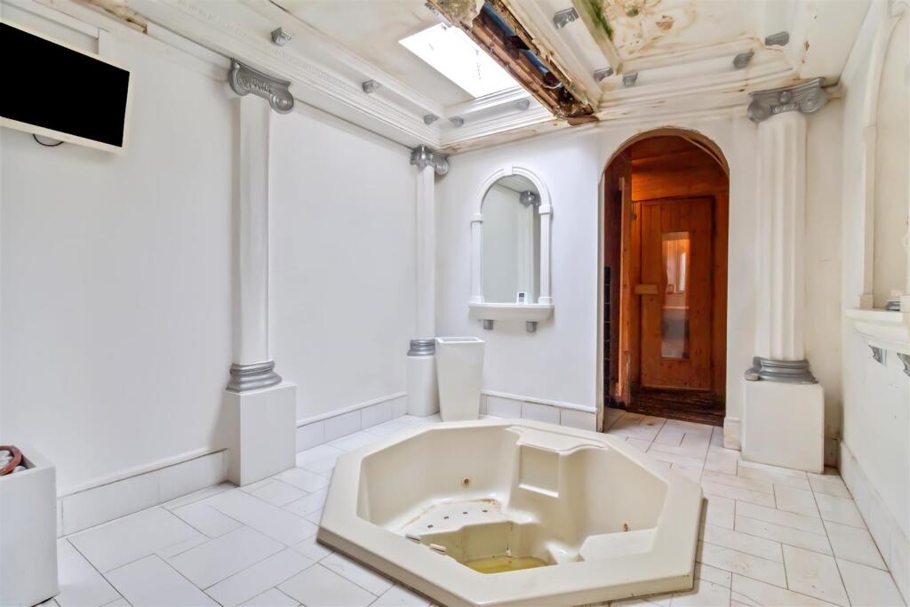 Additional image 17 of St. Raphael Road, Worthing