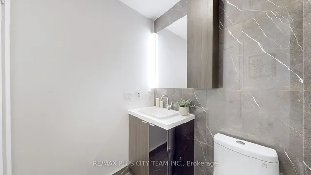 Additional image 22 of 35 Mercer St Unit 1613