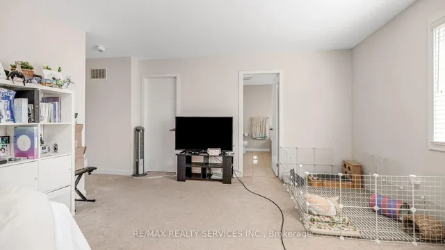 Additional image 35 of 16 Pagebrook Cres