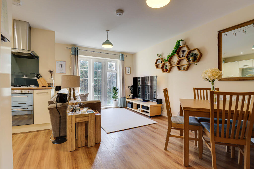 Additional image 6 of Millstone Way, Harpenden, AL5