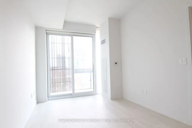Additional image 2 of 8 Eglinton Ave Unit 1210