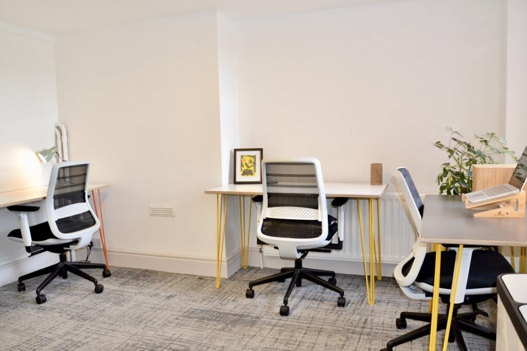 Additional image 5 of 83 Queens Road, Brighton, BN1 3XE