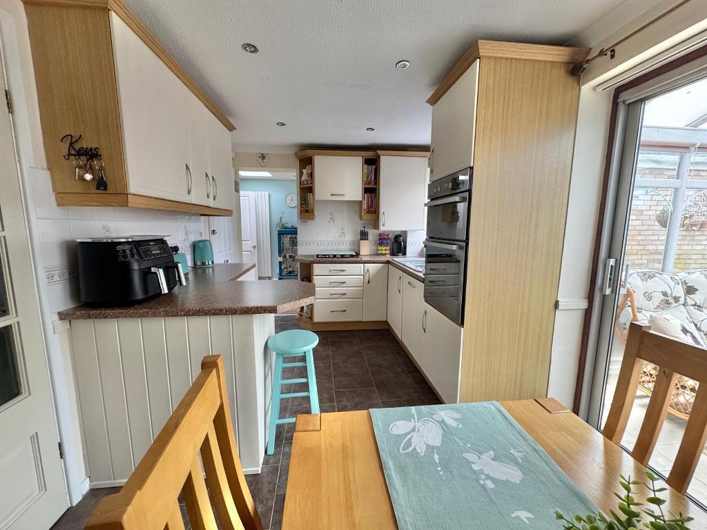 Additional image 11 of Burghley Drive, West Bromwich, B71 3LX