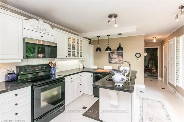 Additional image 6 of 65 Edgehill Dr