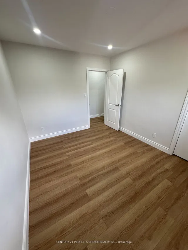 Additional image 6 of 608 Thornwood Ave