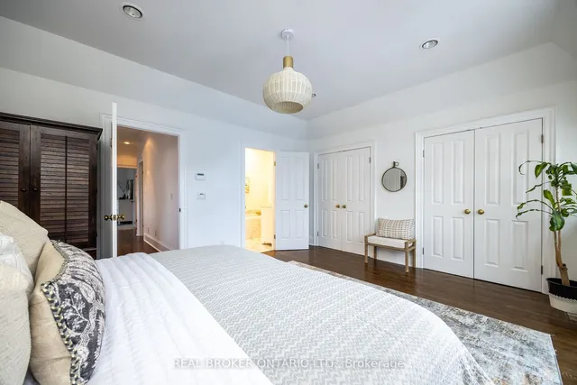 Additional image 19 of 258 Douglas Ave