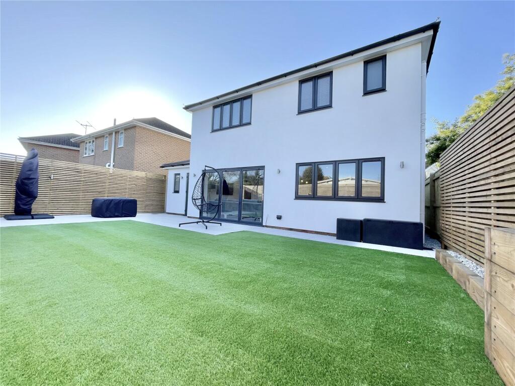 Additional image 16 of Chewton Way, Highcliffe On Sea, Christchurch, Dorset, BH23