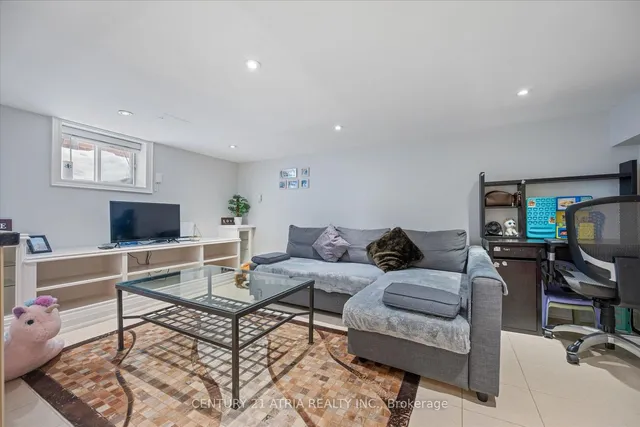 Additional image 31 of 63 Burnaby Blvd