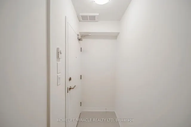 Additional image 26 of 165 Tapscott Rd Unit 27