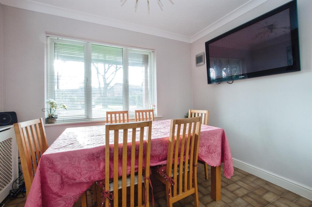 Additional image 17 of Juniper Close, Ferndown