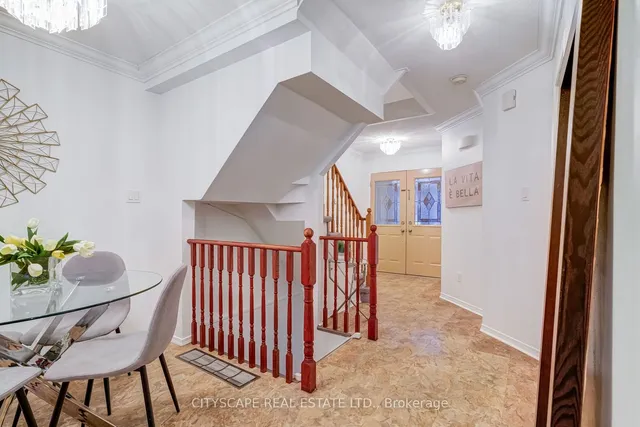 Additional image 23 of 102 Richwood Cres