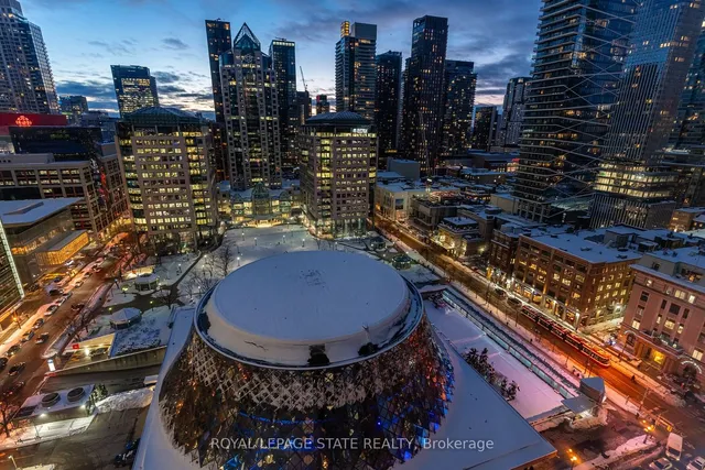 Additional image 37 of 71 Simcoe St Unit 2201