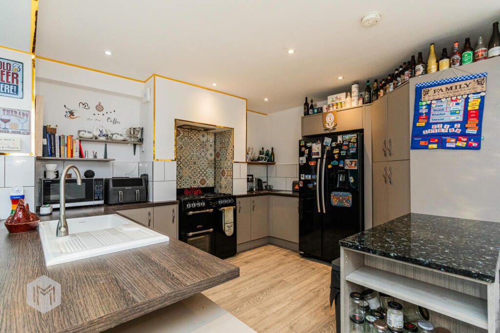 Additional image 5 of Walmersley Road, Bury, Greater Manchester, BL9 5LE