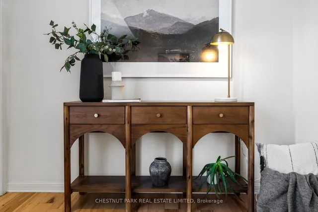 Additional image 39 of 70 Shaftesbury Ave Unit TH 11