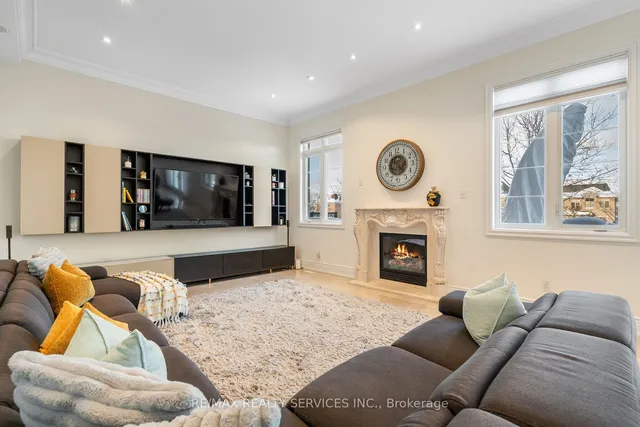 Additional image 19 of 9 Interlacken Dr