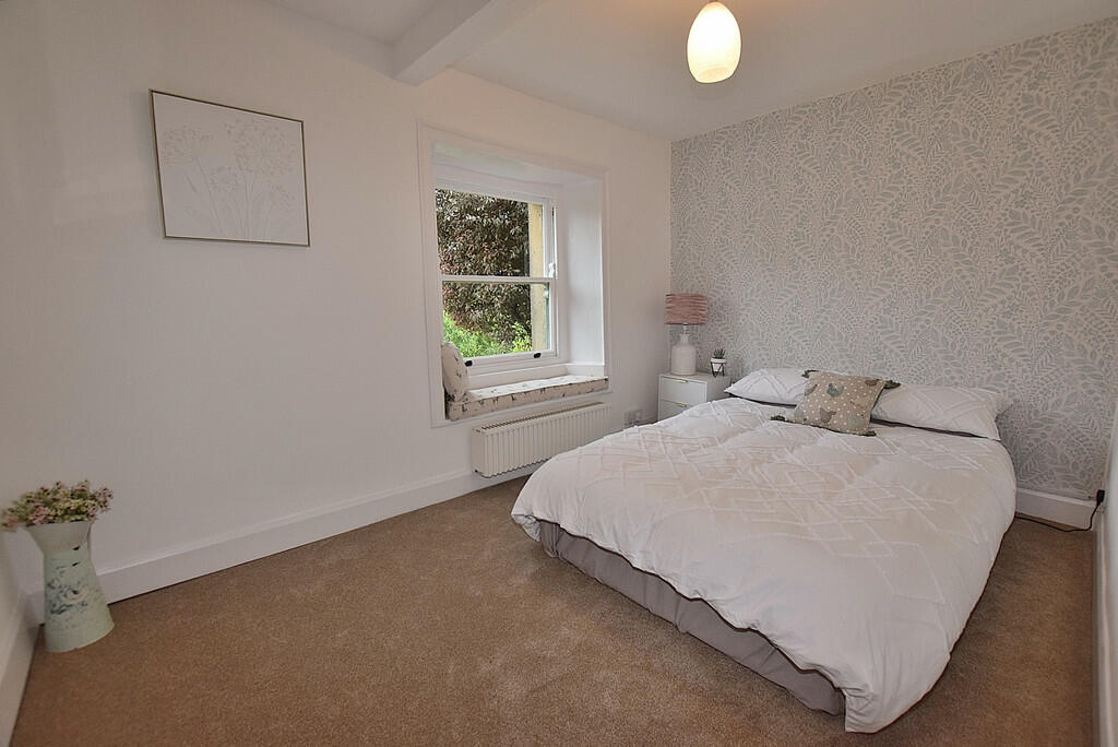 Additional image 16 of Low Row