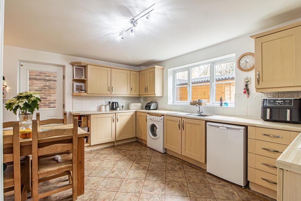 Additional image 7 of Acorn Close, Miskin, Pontyclun, CF72