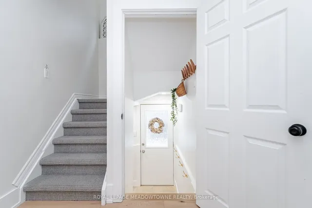 Additional image 39 of 1433 Reynolds Ave