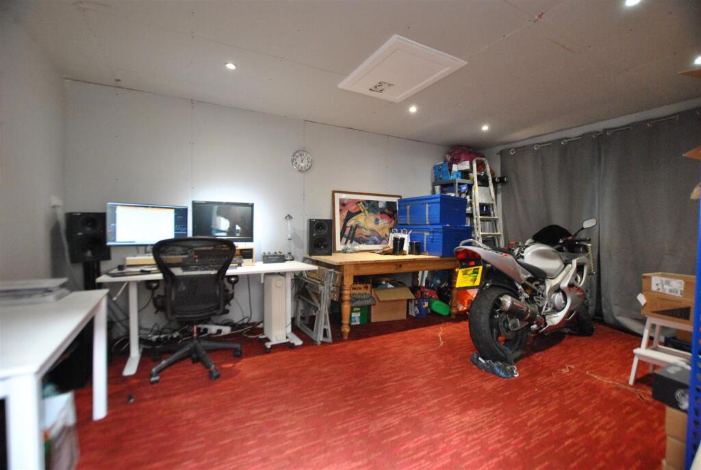 Additional image 25 of Ravenhill Road, Lower Knowle, Bristol