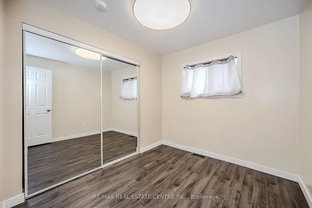 Additional image 5 of 73 Albany Ave