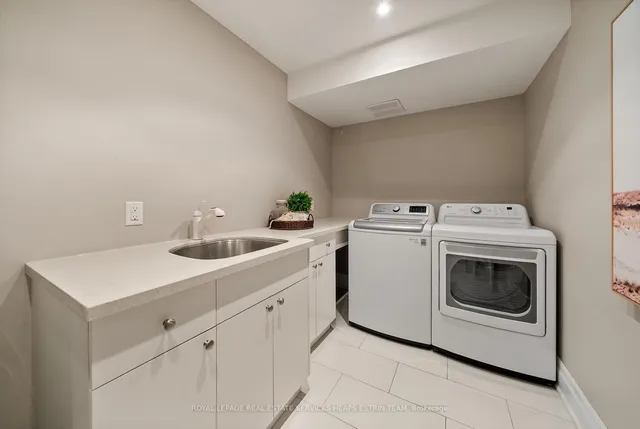 Additional image 29 of 31 Sutherland Dr