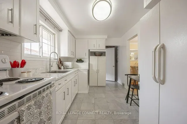 Additional image 11 of 2 Ailsa Craig Crt
