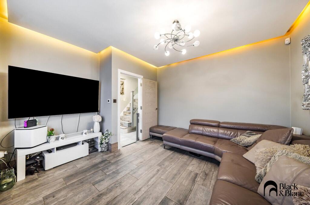 Additional image 15 of Queensway, West Wickham, Bromley, BR4