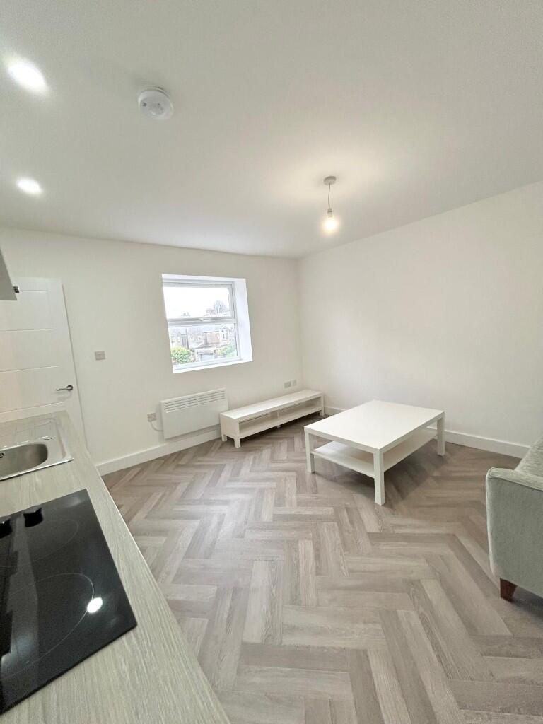 Additional image 6 of Claude Road, Cardiff(City), CF24