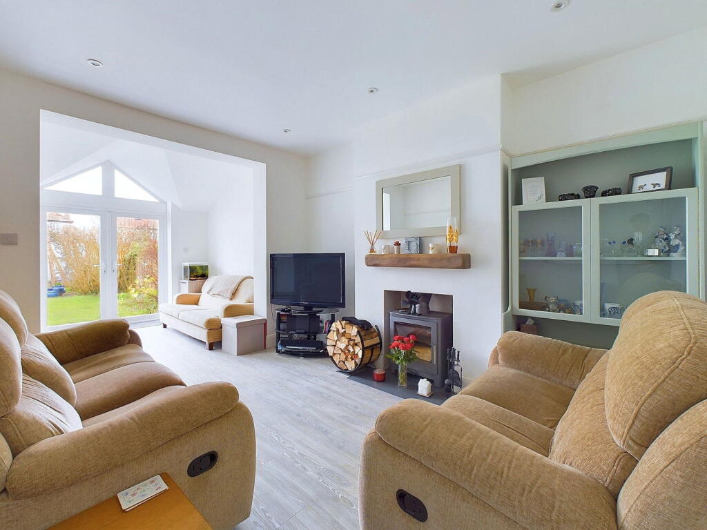 Additional image 2 of Broomfield Avenue, Worthing BN14 7RZ