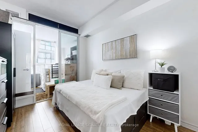 Additional image 19 of 70 Alexander St Unit 1004