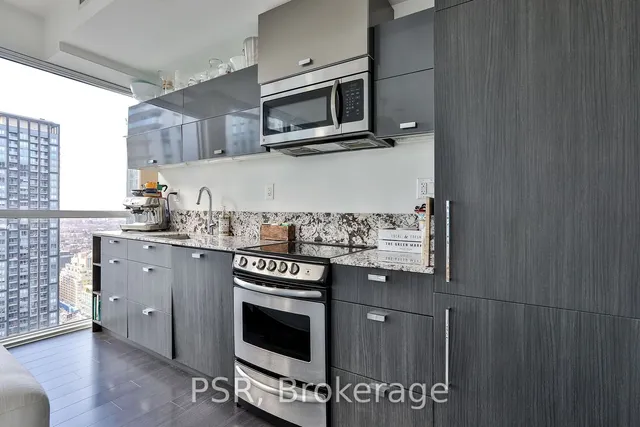 Additional image 8 of 290 Adelaide St Unit 3811