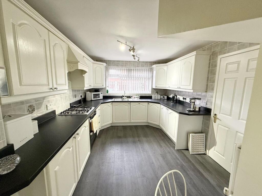 Additional image 10 of Chestnut Close, Streetly, Sutton Coldfield