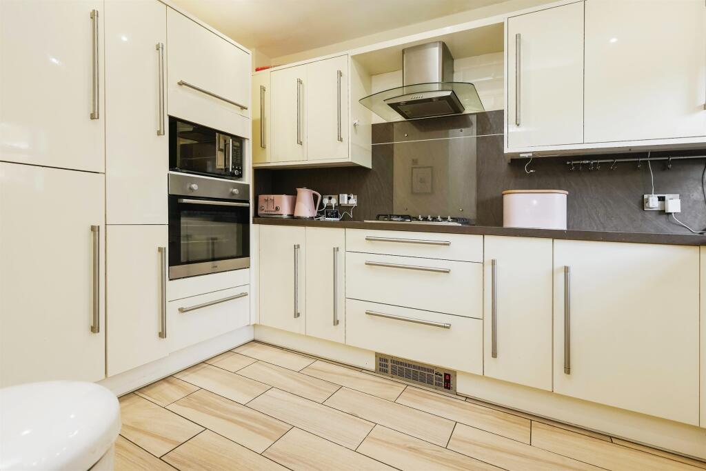 Additional image 19 of The Rosegardens, HALESOWEN