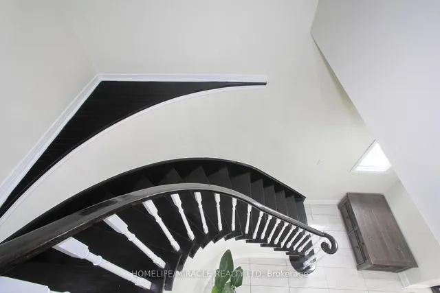 Additional image 32 of 7094 Dalewood Dr