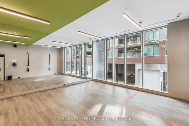 Additional image 32 of 665 Queen St Unit 211