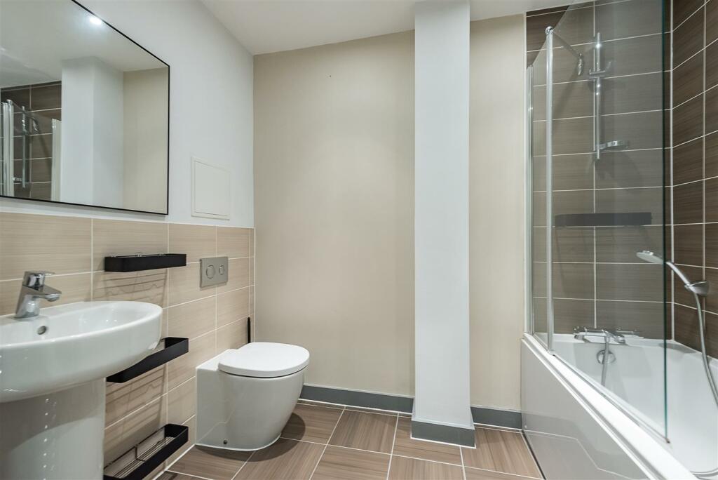 Additional image 11 of Hatfield Road, St. Albans